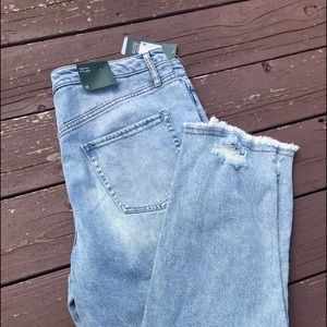 WILD FABLE MOM JEANS NWT